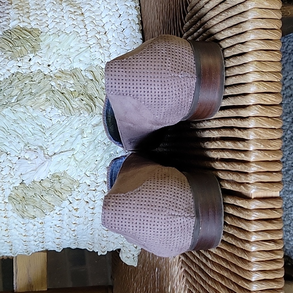 Dr. Scholls, memory foam, cool fit, taupe loafers, size 8.5 - Picture 4 of 10